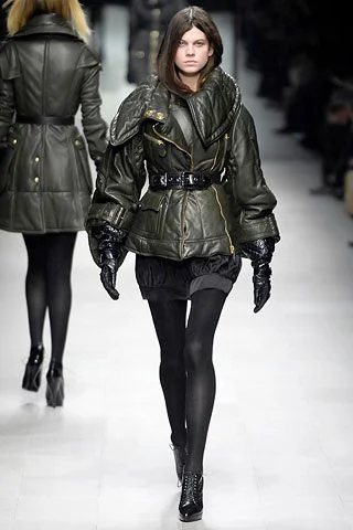 Look 13